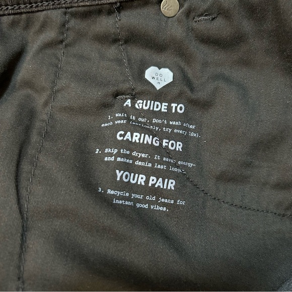 Madewell 10" High-Rise Skinny Jeans in Berkeley Black: Button-Through Edition - Picture 9 of 12